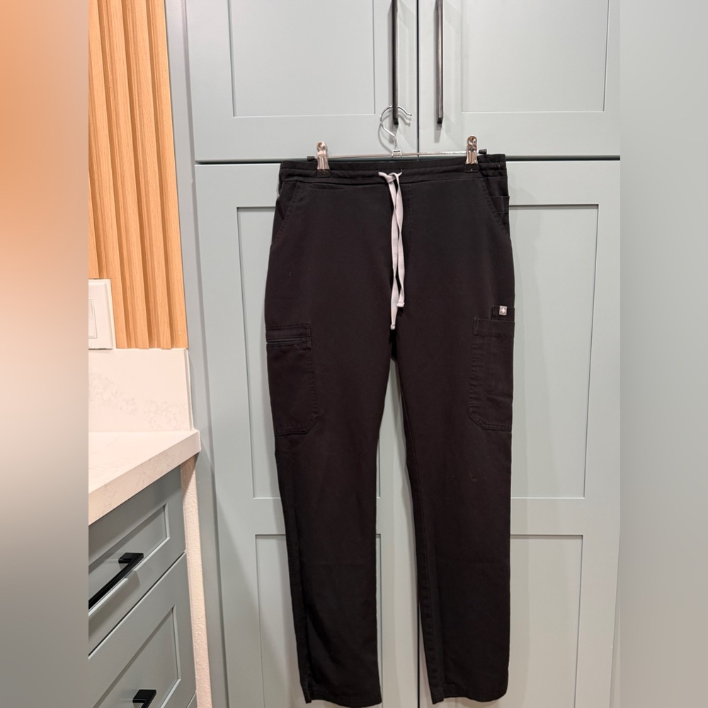 Figs black yola small scrub pants